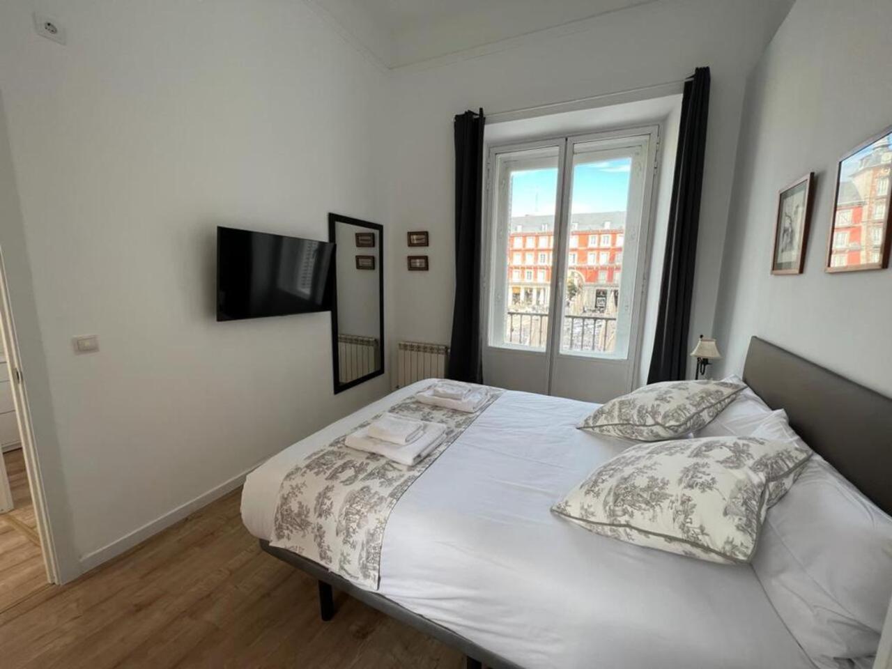 Plaza Mayor Madrid Room photo